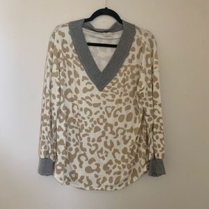 Leopard V Neck Top